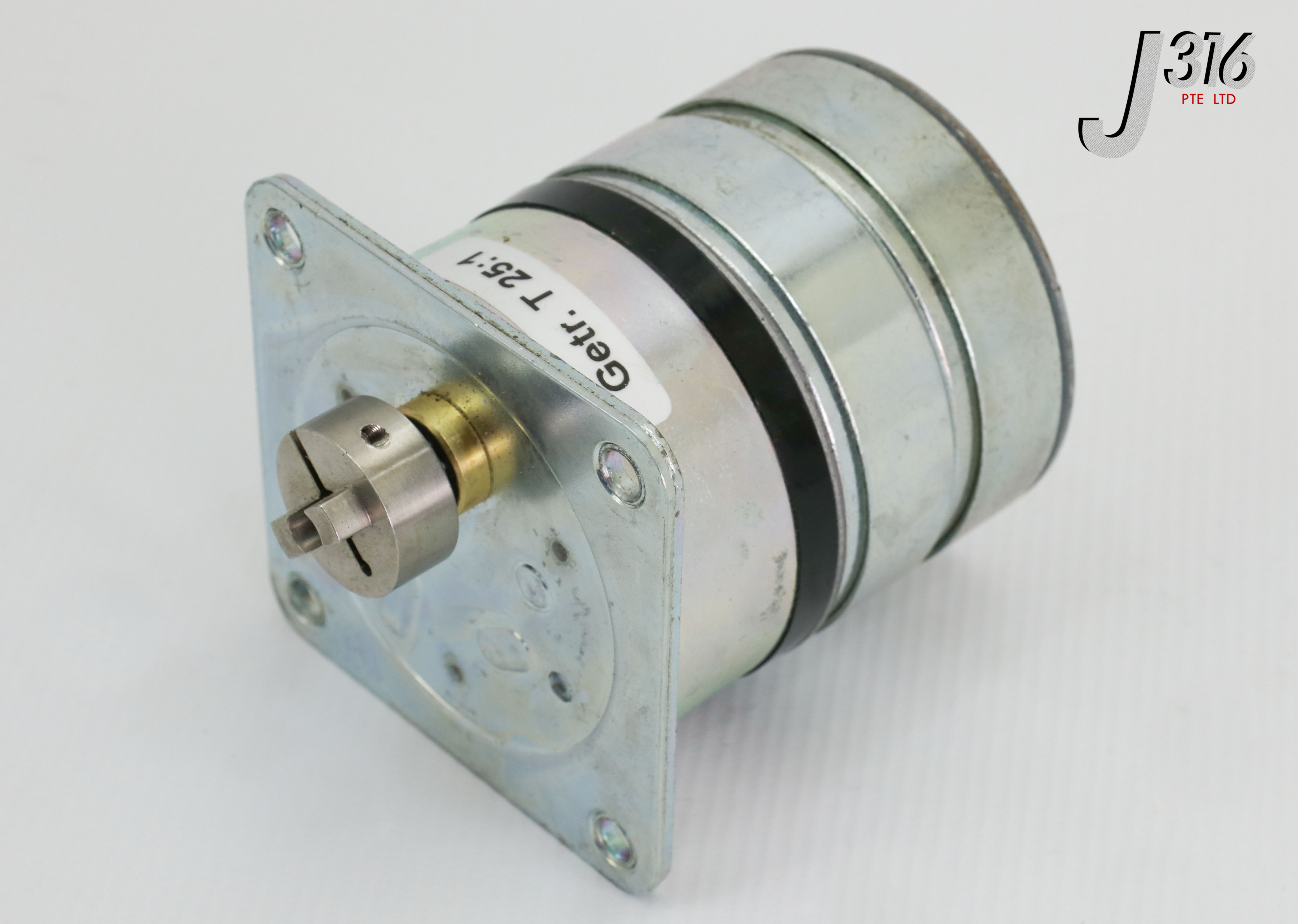 21686 SCHNEIDER ELECTRIC BERGER LAHR STEPPING MOTOR RDM63/12 G A1